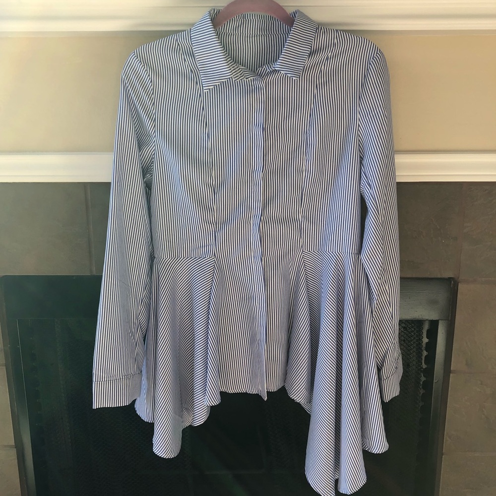 Nordstrom never worn work/dress blouse M/L